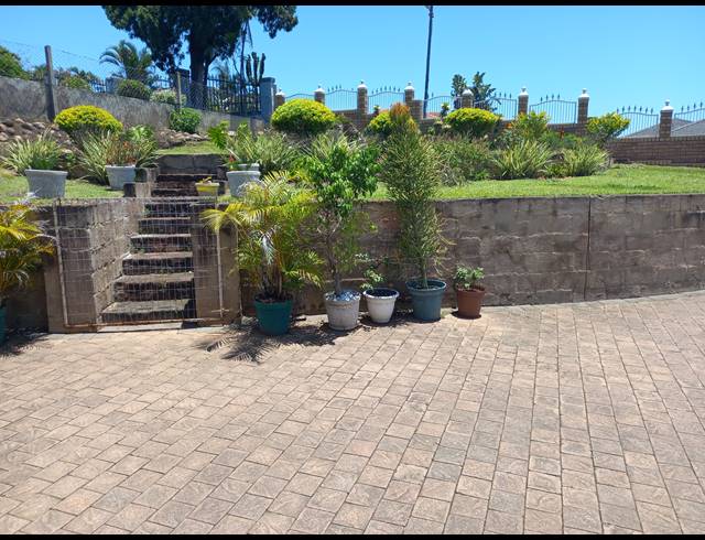 3 BEDROOM FREESTANDING FOR SALE IN BRINDHAVEN